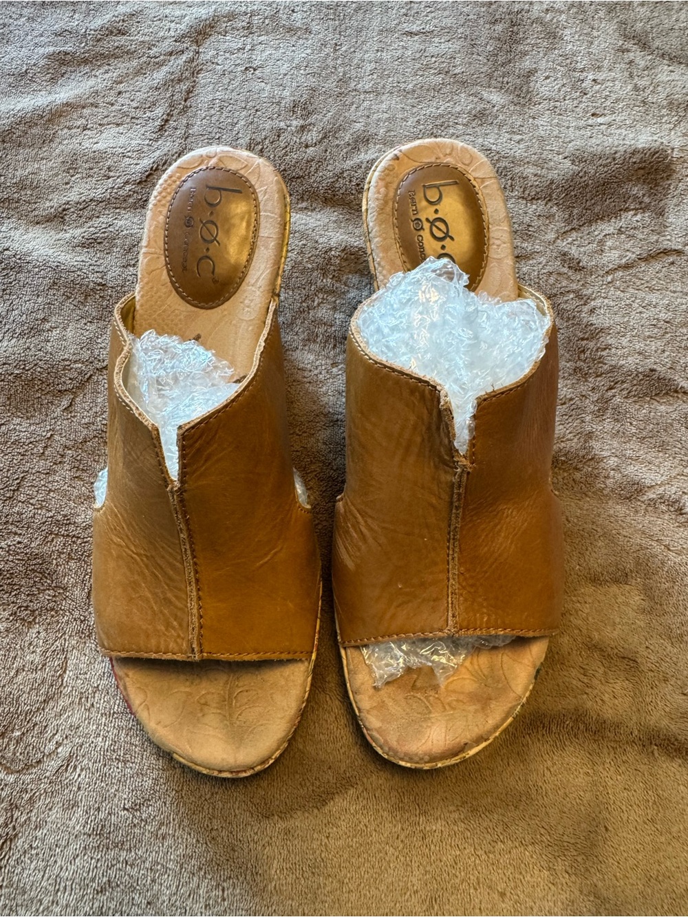 b.o.c. Brown Leather Open-Toe Slide Wedge Mules size 8